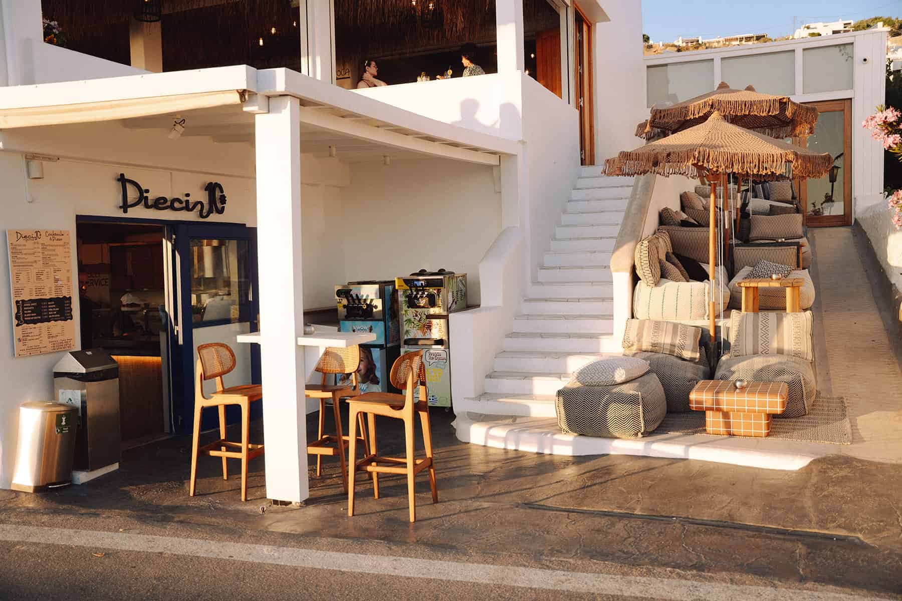 Delicious Italian Pizza at Dieci Mykonos